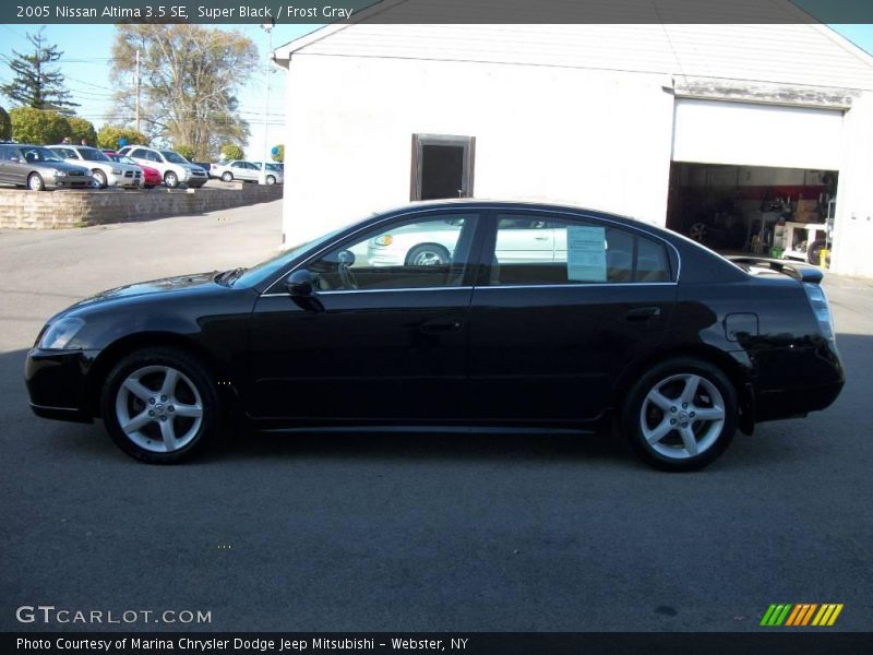 Super Black / Frost Gray 2005 Nissan Altima 3.5 SE