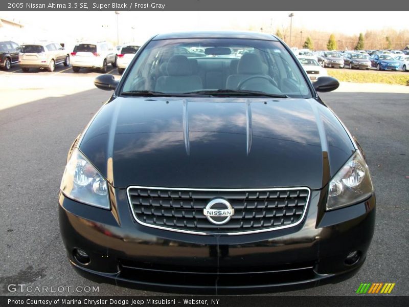 Super Black / Frost Gray 2005 Nissan Altima 3.5 SE