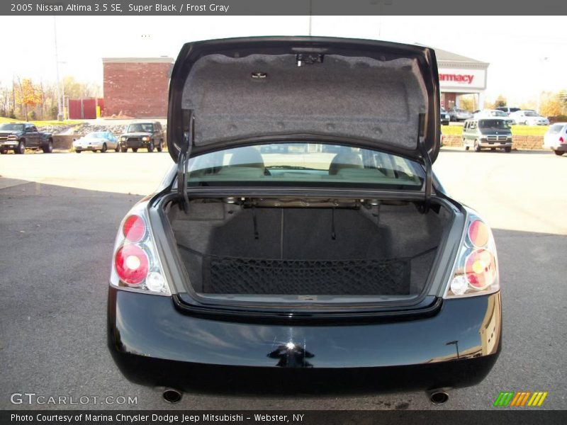Super Black / Frost Gray 2005 Nissan Altima 3.5 SE