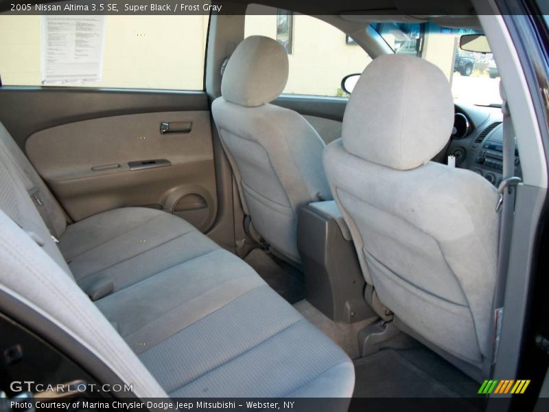 Super Black / Frost Gray 2005 Nissan Altima 3.5 SE