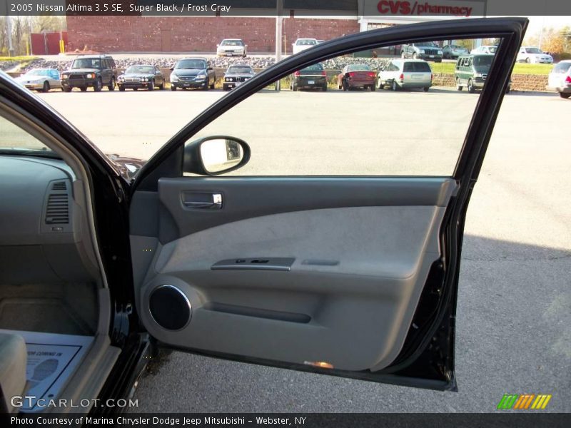 Super Black / Frost Gray 2005 Nissan Altima 3.5 SE