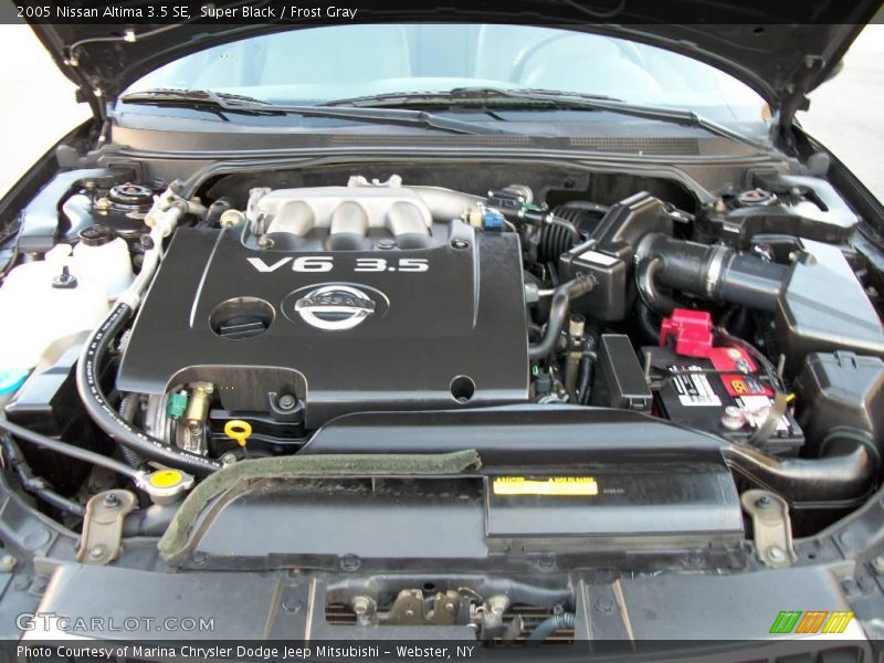 Super Black / Frost Gray 2005 Nissan Altima 3.5 SE