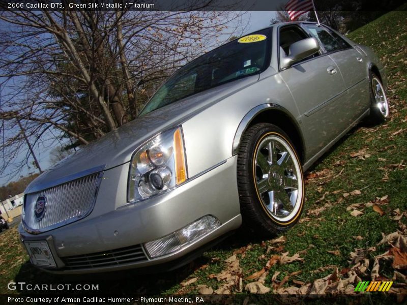 Green Silk Metallic / Titanium 2006 Cadillac DTS