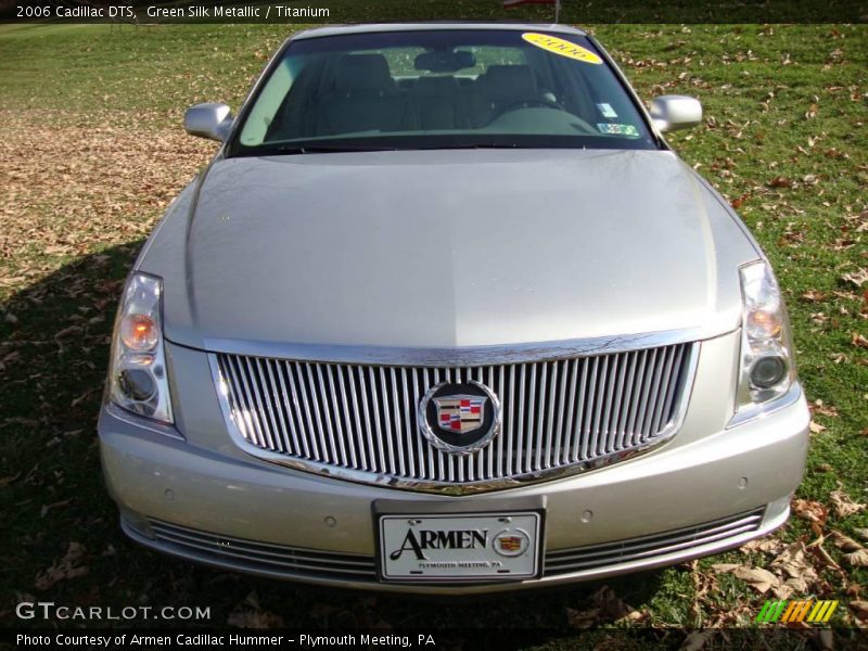 Green Silk Metallic / Titanium 2006 Cadillac DTS