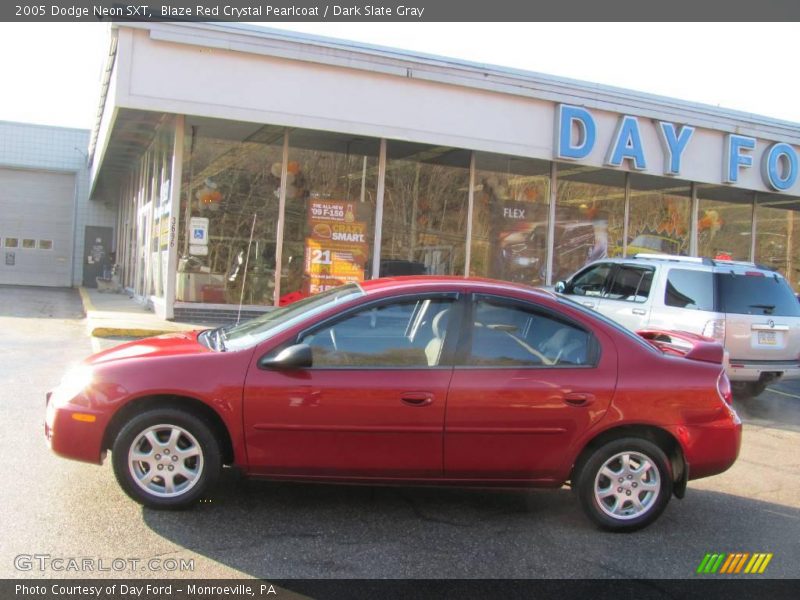 Blaze Red Crystal Pearlcoat / Dark Slate Gray 2005 Dodge Neon SXT