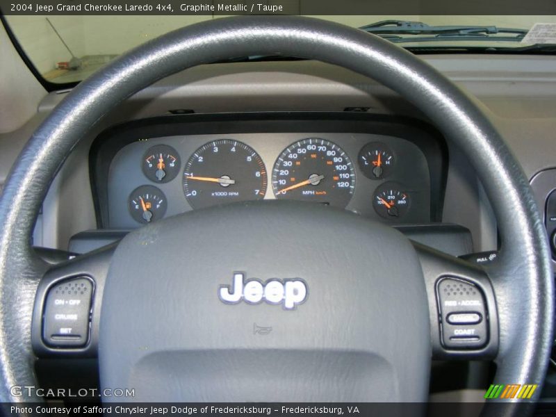 Graphite Metallic / Taupe 2004 Jeep Grand Cherokee Laredo 4x4