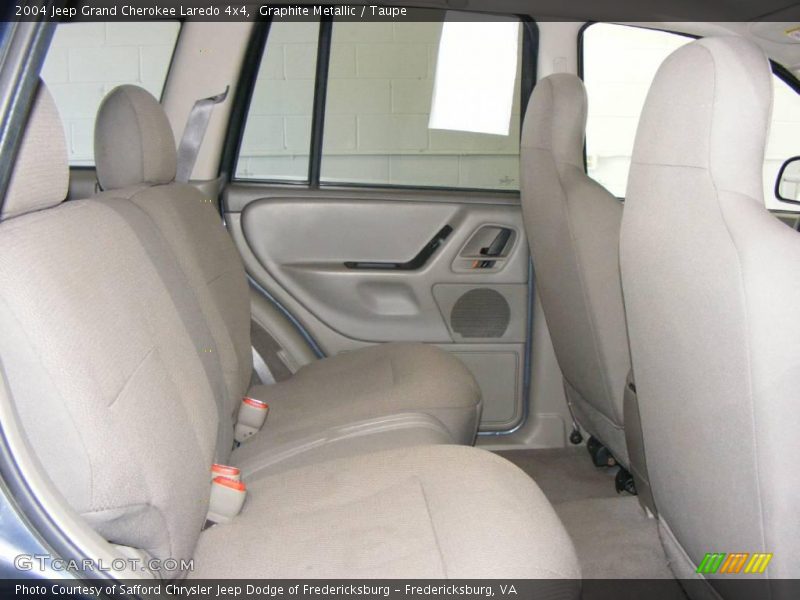 Graphite Metallic / Taupe 2004 Jeep Grand Cherokee Laredo 4x4
