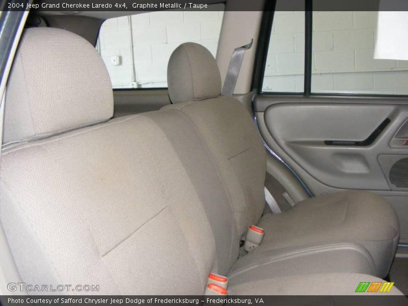 Graphite Metallic / Taupe 2004 Jeep Grand Cherokee Laredo 4x4