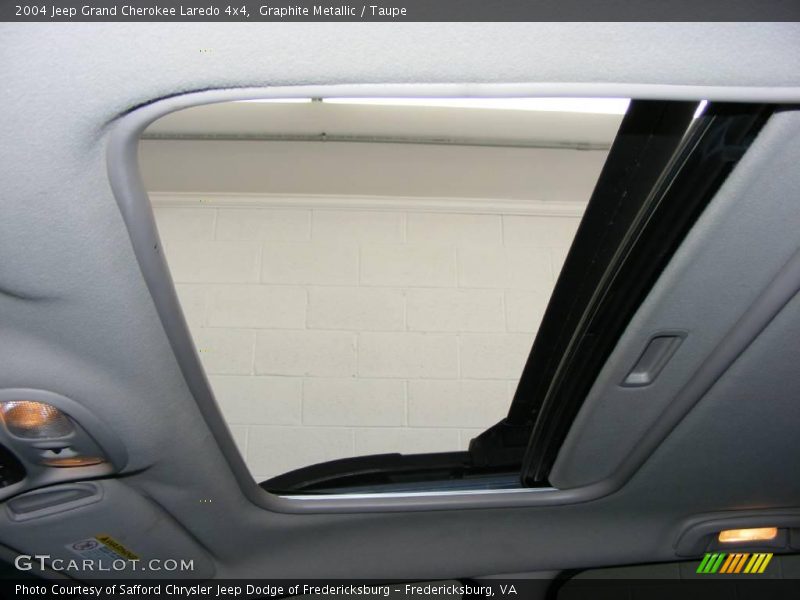 Graphite Metallic / Taupe 2004 Jeep Grand Cherokee Laredo 4x4
