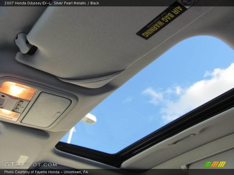 Silver Pearl Metallic / Black 2007 Honda Odyssey EX-L