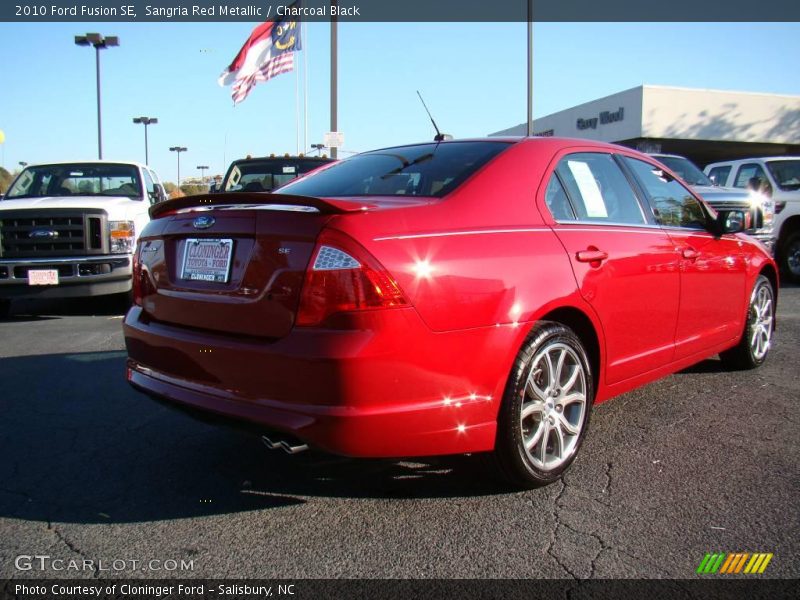 Sangria Red Metallic / Charcoal Black 2010 Ford Fusion SE