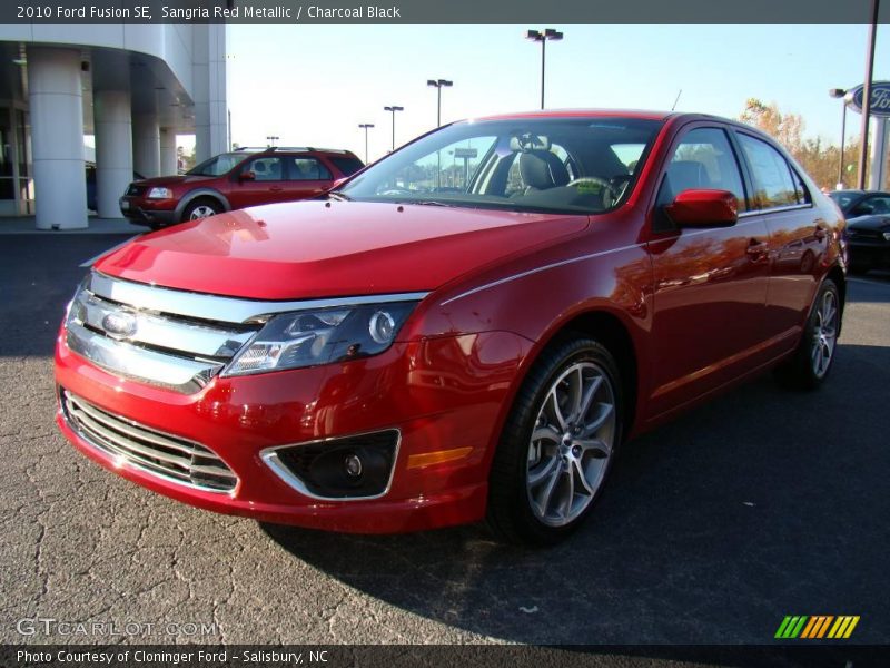 Sangria Red Metallic / Charcoal Black 2010 Ford Fusion SE