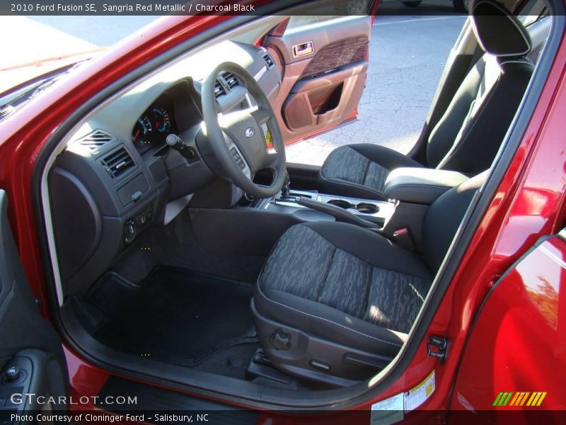 Sangria Red Metallic / Charcoal Black 2010 Ford Fusion SE