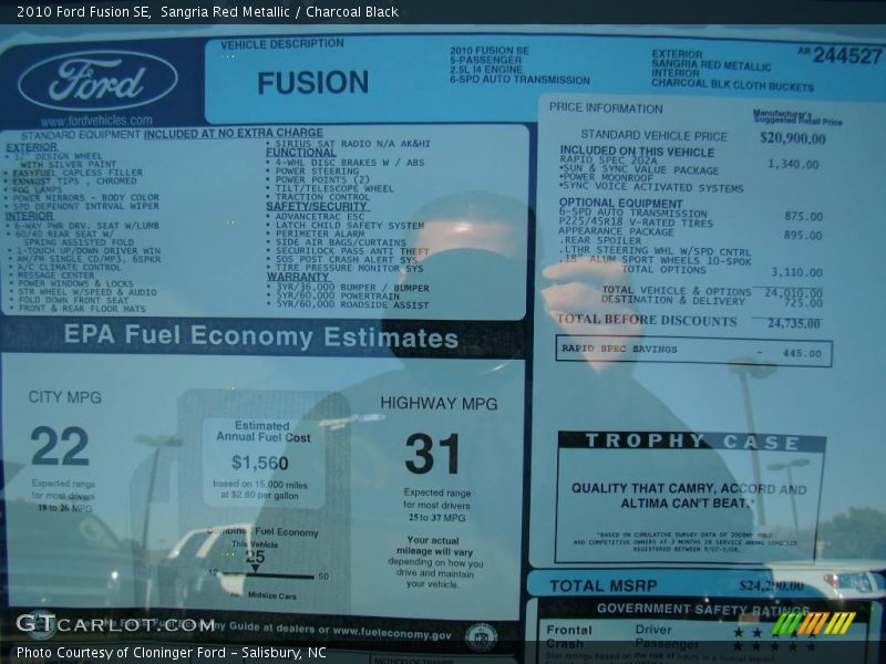 Sangria Red Metallic / Charcoal Black 2010 Ford Fusion SE