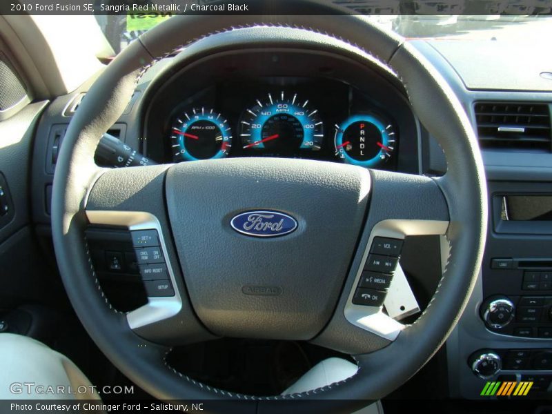 Sangria Red Metallic / Charcoal Black 2010 Ford Fusion SE