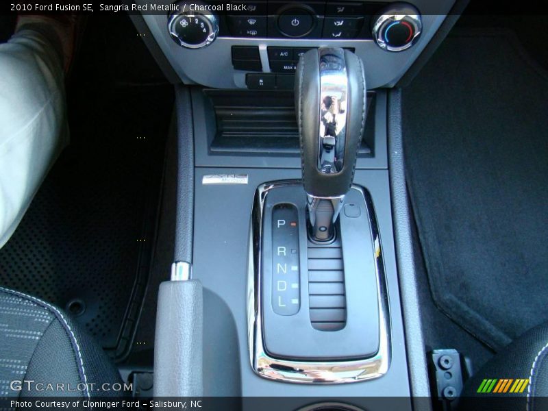 Sangria Red Metallic / Charcoal Black 2010 Ford Fusion SE