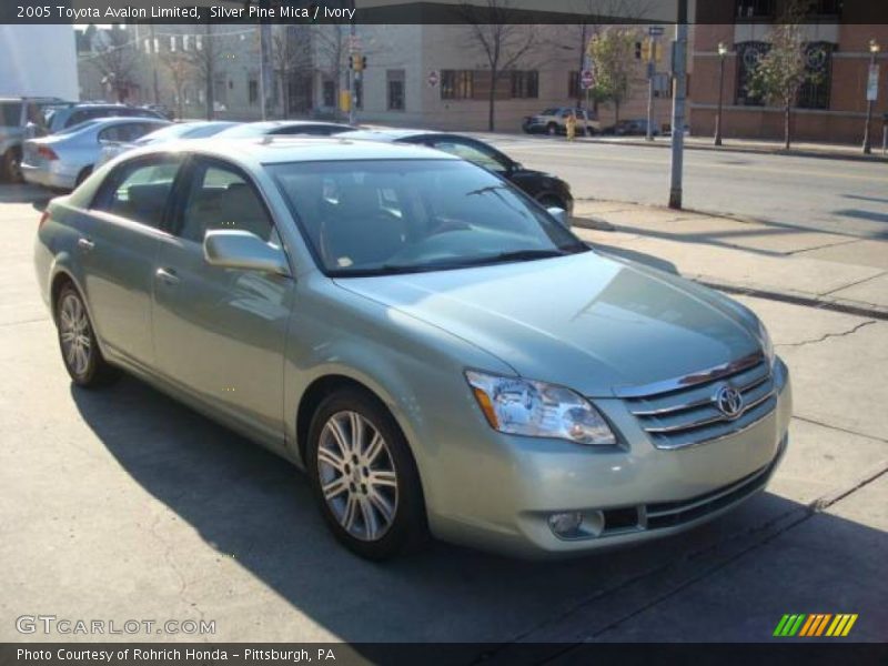 Silver Pine Mica / Ivory 2005 Toyota Avalon Limited