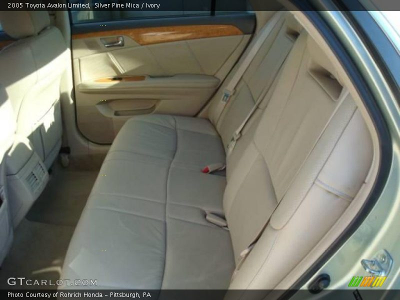 Silver Pine Mica / Ivory 2005 Toyota Avalon Limited
