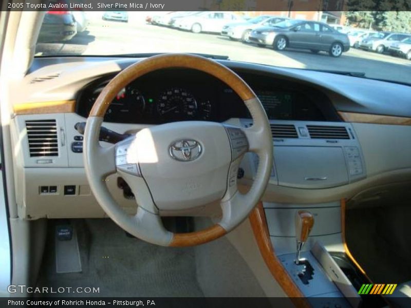 Silver Pine Mica / Ivory 2005 Toyota Avalon Limited