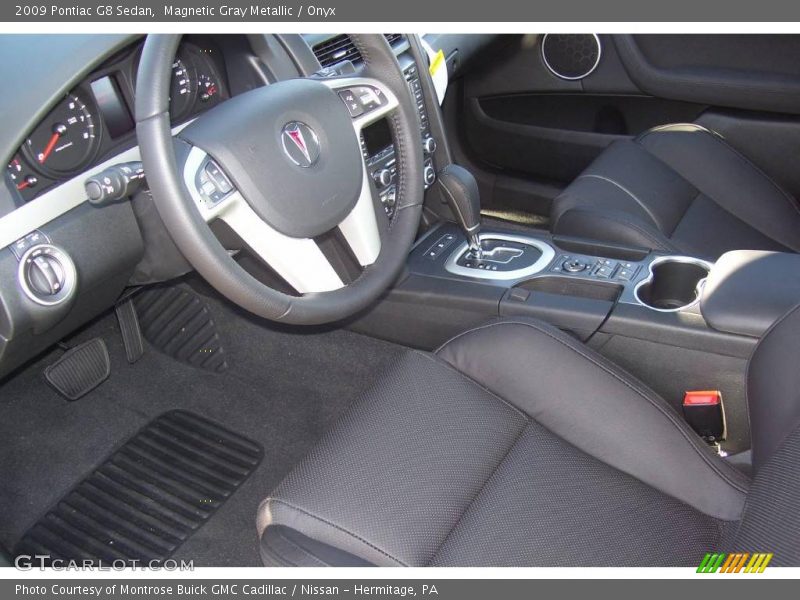 Magnetic Gray Metallic / Onyx 2009 Pontiac G8 Sedan
