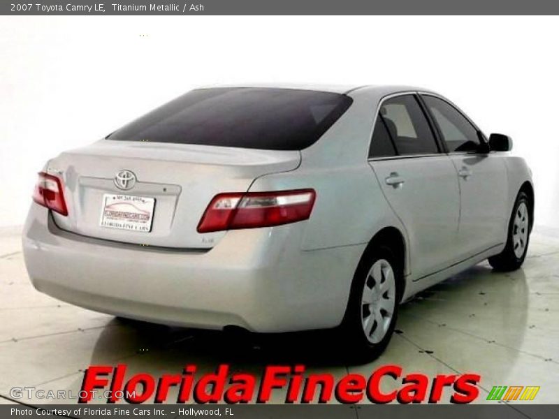 Titanium Metallic / Ash 2007 Toyota Camry LE
