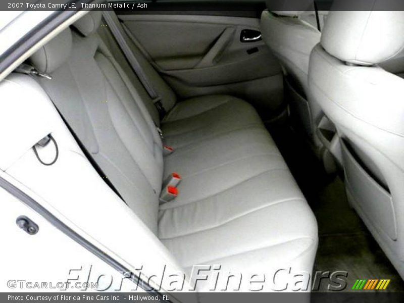 Titanium Metallic / Ash 2007 Toyota Camry LE