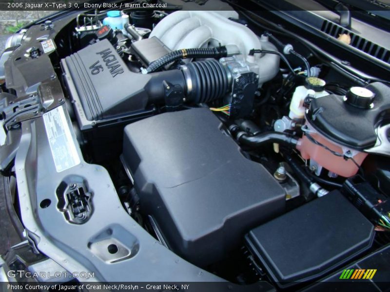 Ebony Black / Warm Charcoal 2006 Jaguar X-Type 3.0