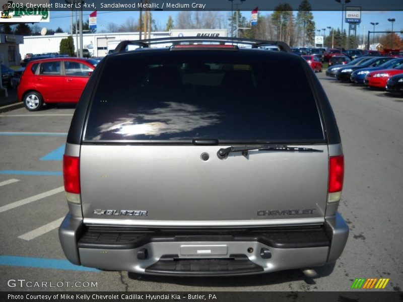 Sandalwood Metallic / Medium Gray 2003 Chevrolet Blazer LS 4x4