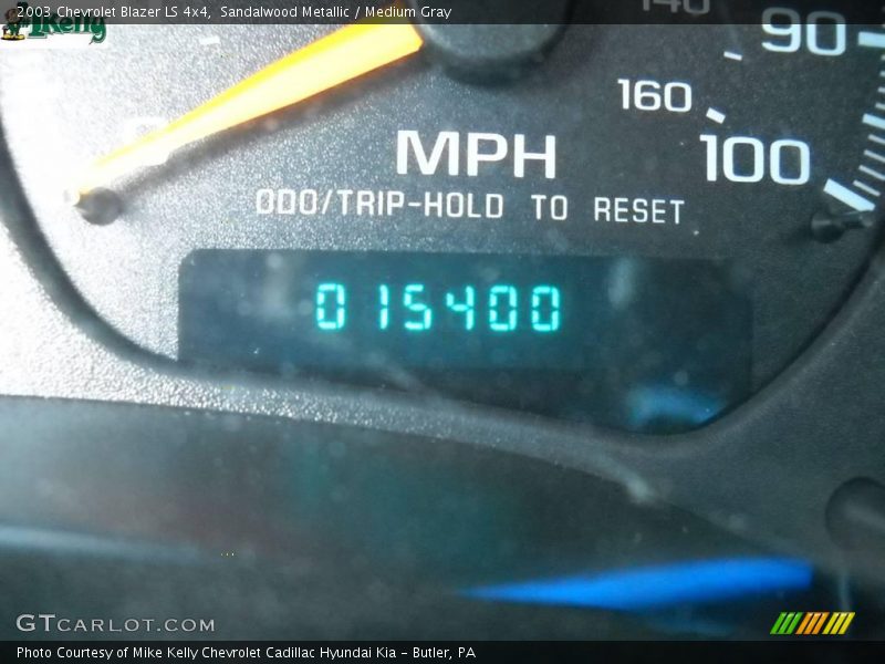 Sandalwood Metallic / Medium Gray 2003 Chevrolet Blazer LS 4x4