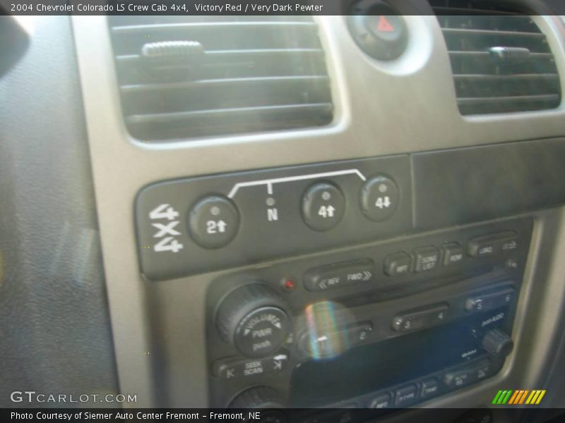 Victory Red / Very Dark Pewter 2004 Chevrolet Colorado LS Crew Cab 4x4