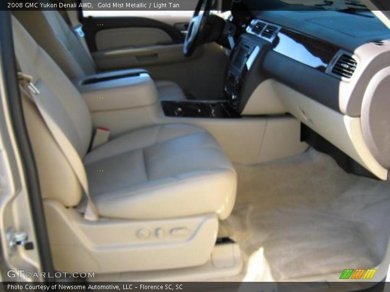 Gold Mist Metallic / Light Tan 2008 GMC Yukon Denali AWD