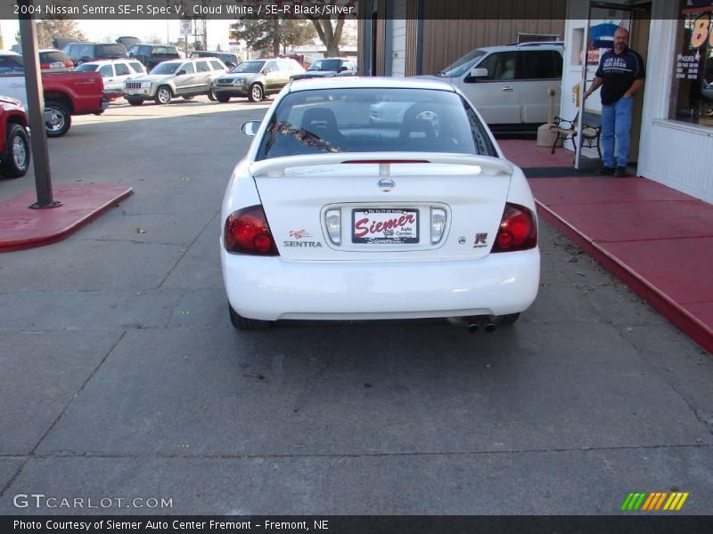 Cloud White / SE-R Black/Silver 2004 Nissan Sentra SE-R Spec V