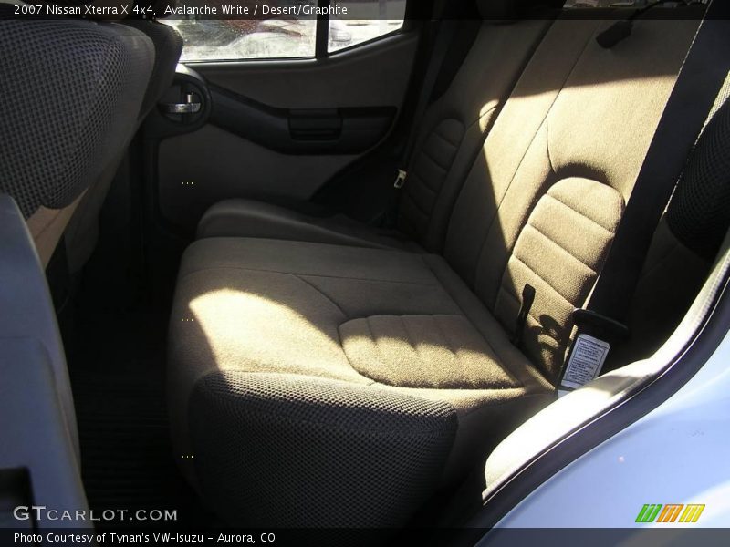 Avalanche White / Desert/Graphite 2007 Nissan Xterra X 4x4