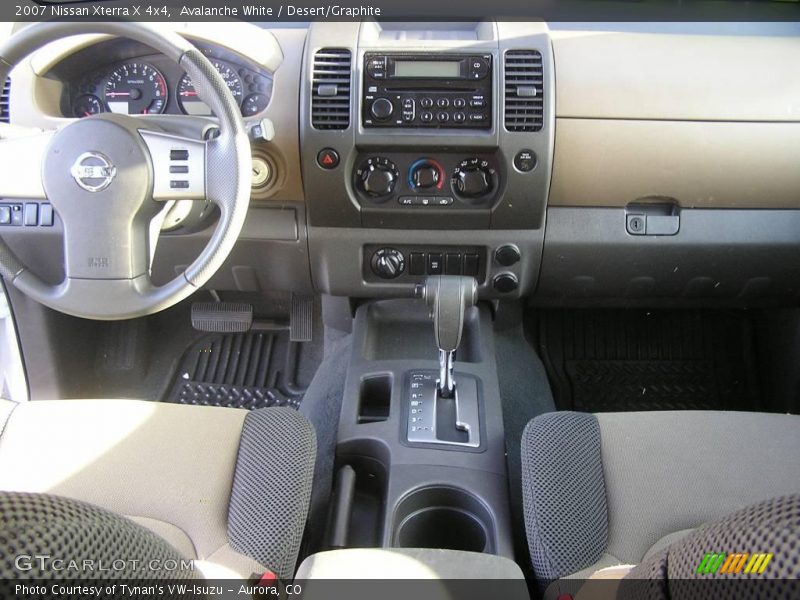 Avalanche White / Desert/Graphite 2007 Nissan Xterra X 4x4