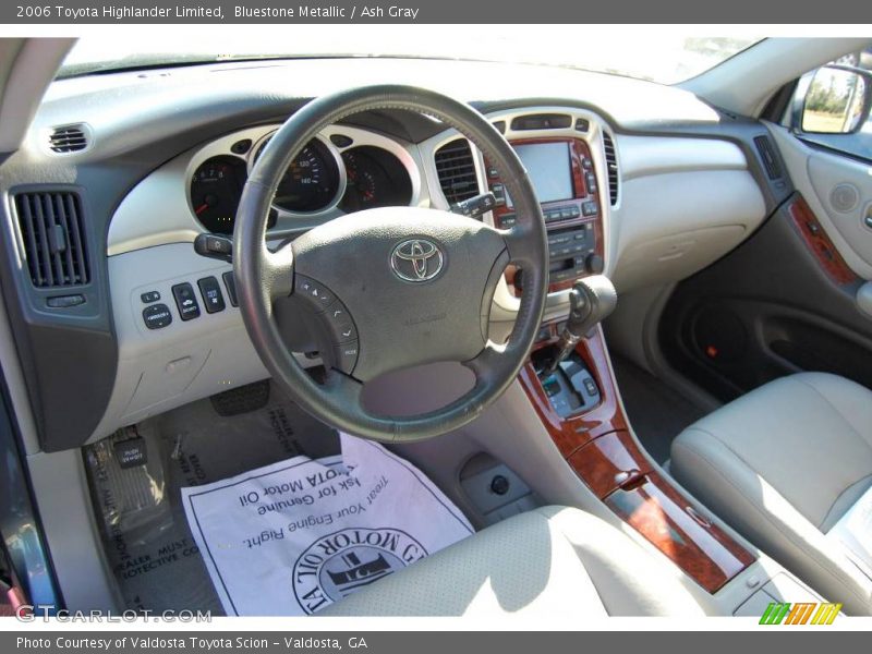 Bluestone Metallic / Ash Gray 2006 Toyota Highlander Limited