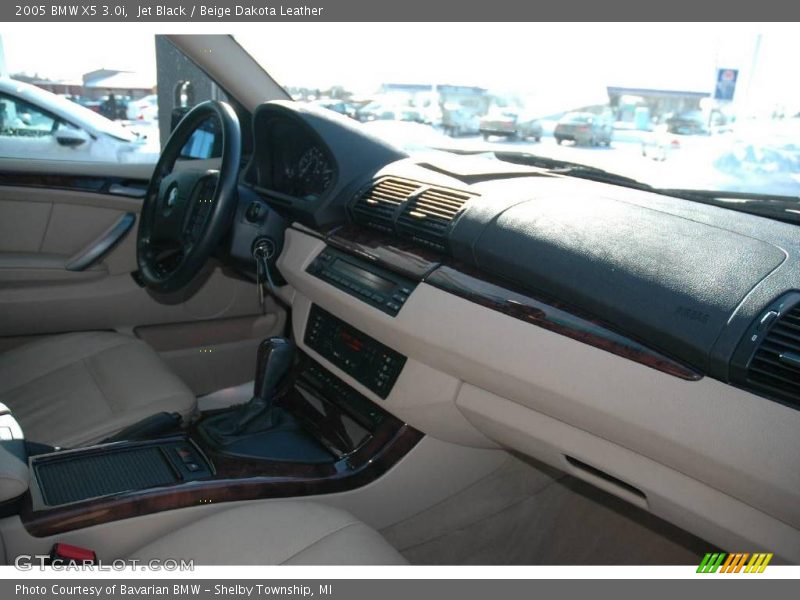 Jet Black / Beige Dakota Leather 2005 BMW X5 3.0i