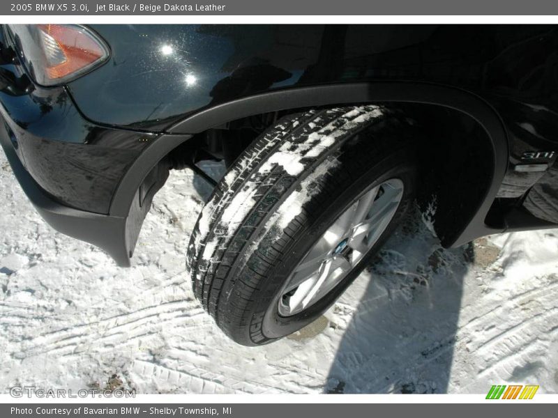 Jet Black / Beige Dakota Leather 2005 BMW X5 3.0i