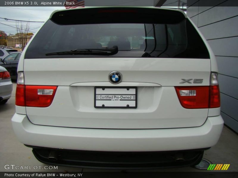 Alpine White / Black 2006 BMW X5 3.0i