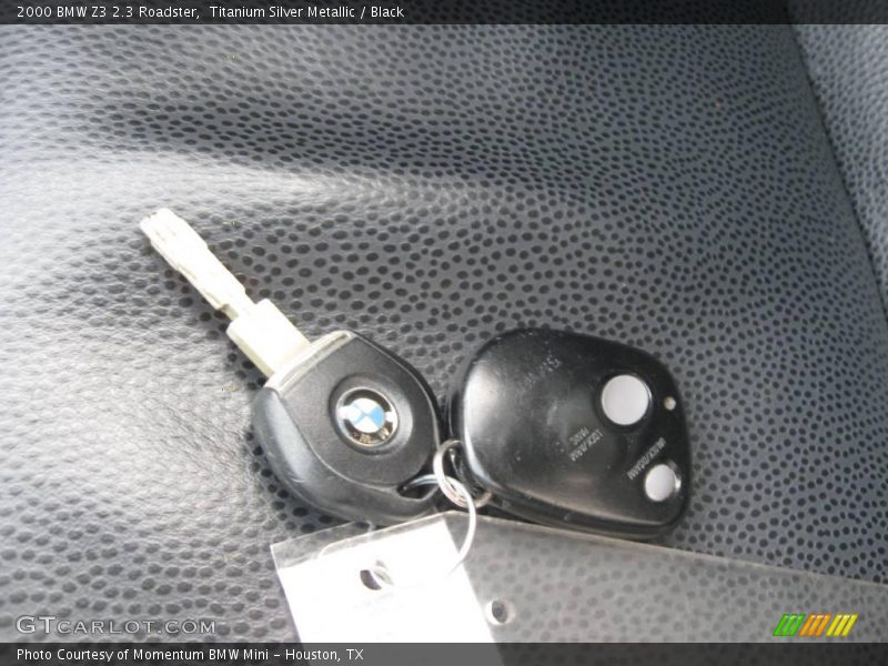 Titanium Silver Metallic / Black 2000 BMW Z3 2.3 Roadster