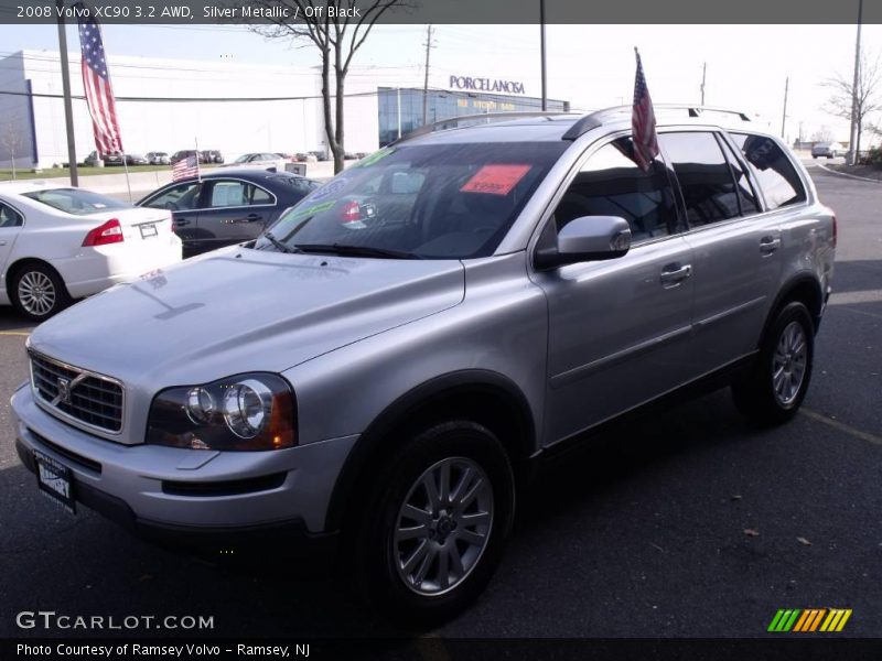 Silver Metallic / Off Black 2008 Volvo XC90 3.2 AWD