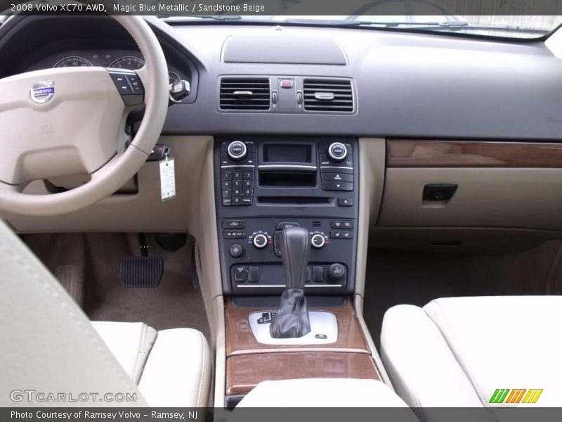 Magic Blue Metallic / Sandstone Beige 2008 Volvo XC70 AWD