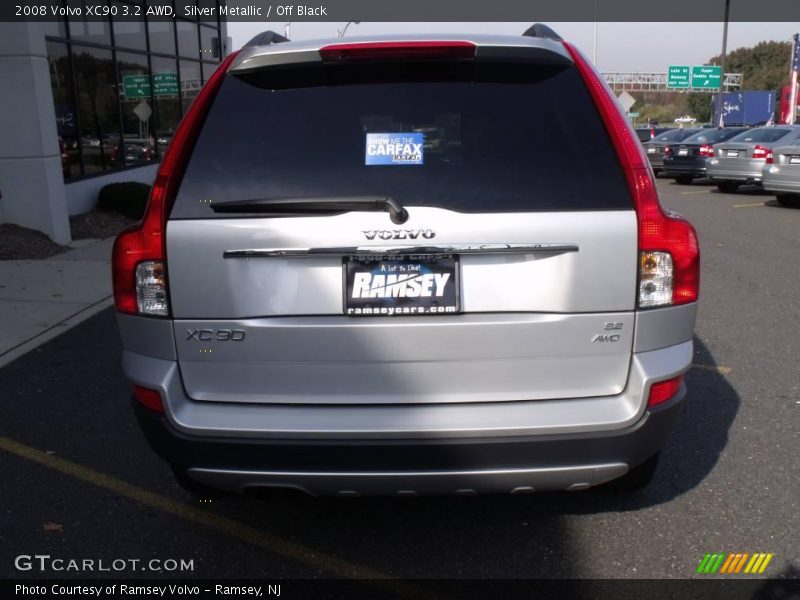 Silver Metallic / Off Black 2008 Volvo XC90 3.2 AWD