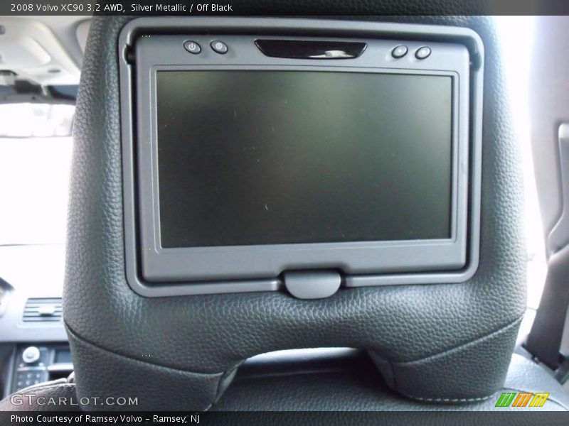 Silver Metallic / Off Black 2008 Volvo XC90 3.2 AWD