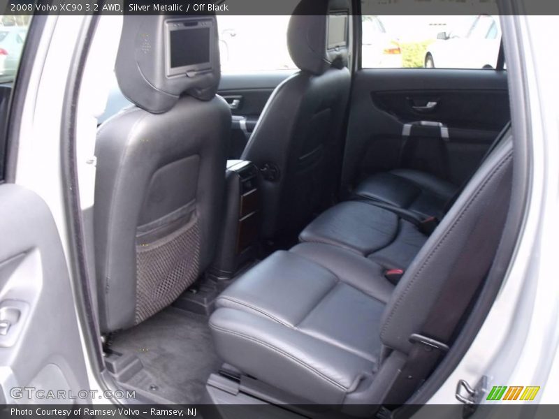 Silver Metallic / Off Black 2008 Volvo XC90 3.2 AWD