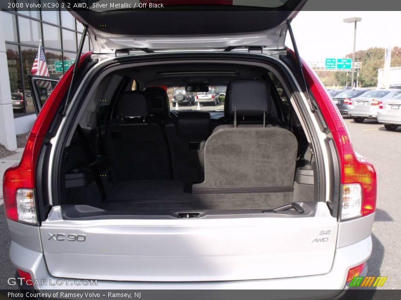 Silver Metallic / Off Black 2008 Volvo XC90 3.2 AWD