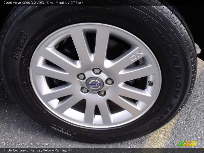 Silver Metallic / Off Black 2008 Volvo XC90 3.2 AWD