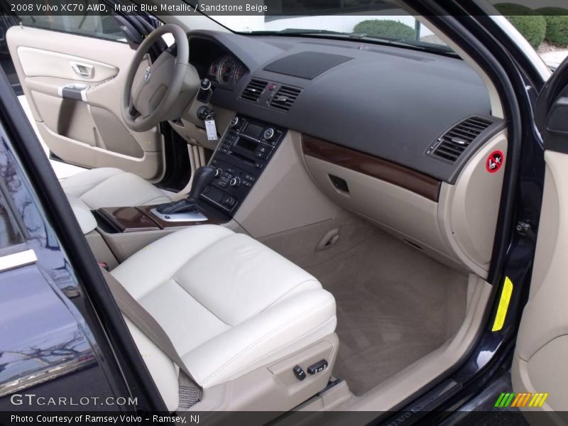 Magic Blue Metallic / Sandstone Beige 2008 Volvo XC70 AWD