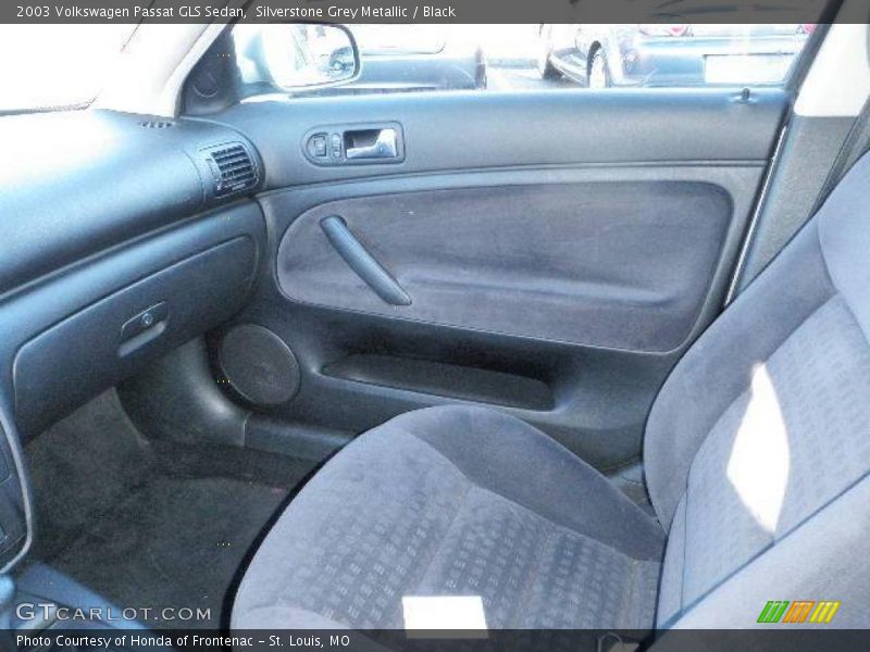 Silverstone Grey Metallic / Black 2003 Volkswagen Passat GLS Sedan