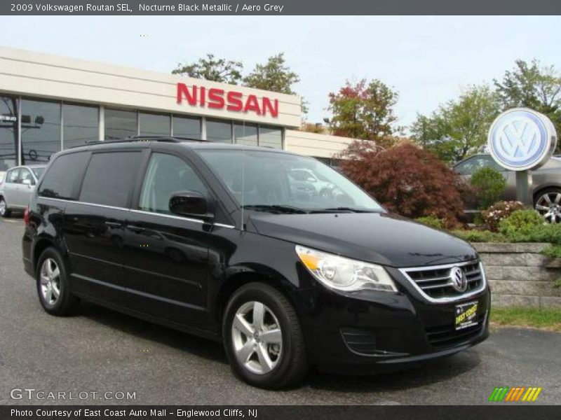 Nocturne Black Metallic / Aero Grey 2009 Volkswagen Routan SEL