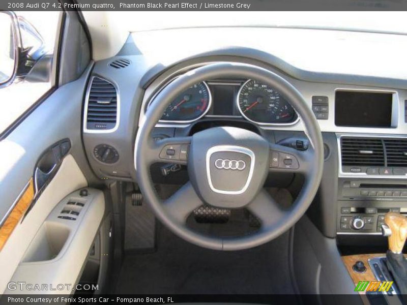 Phantom Black Pearl Effect / Limestone Grey 2008 Audi Q7 4.2 Premium quattro